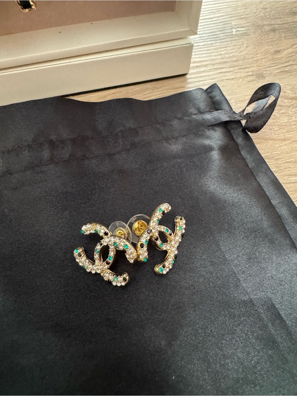 New, Gold Crystal Logo Stud Earrings - Green, Black & Clear Accents 10cm